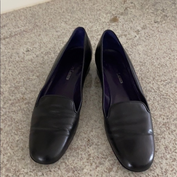 ladies black loafers size 4